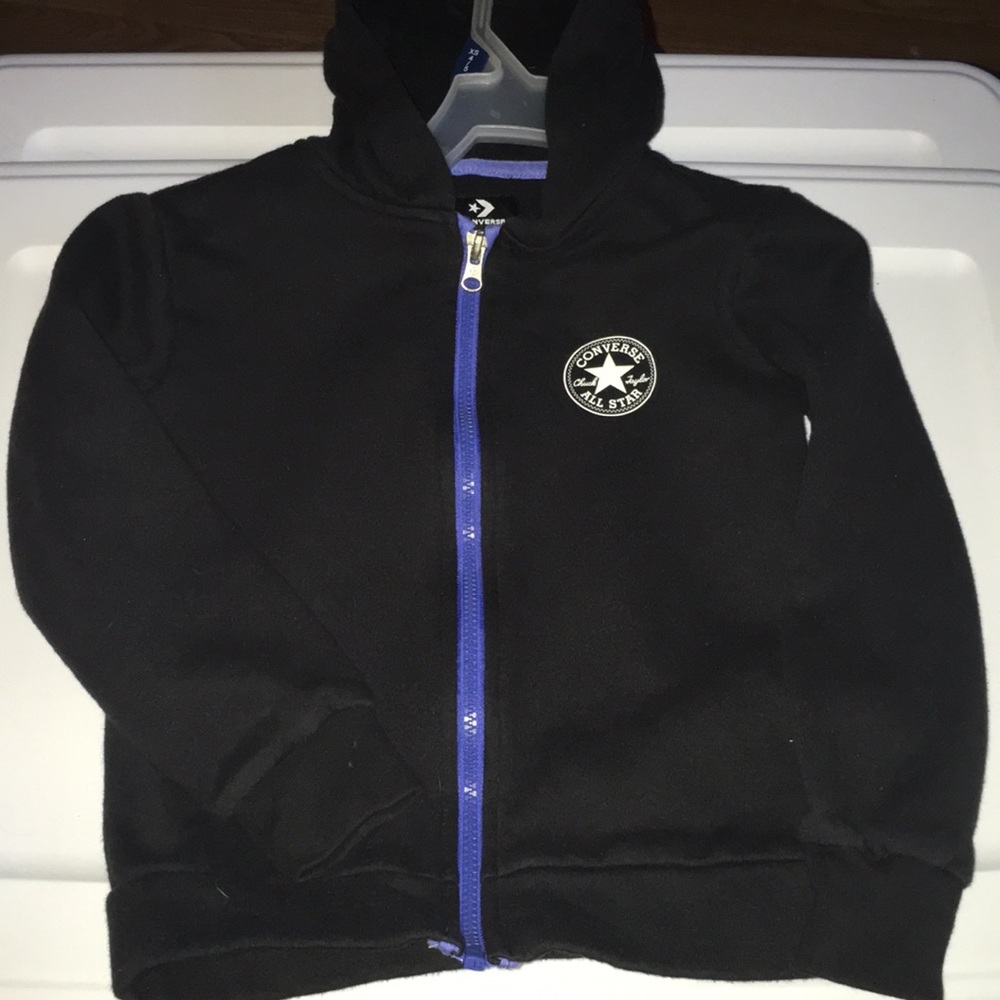 Boys Classic Converse Chuck Taylor Black Hoodie: Size 4